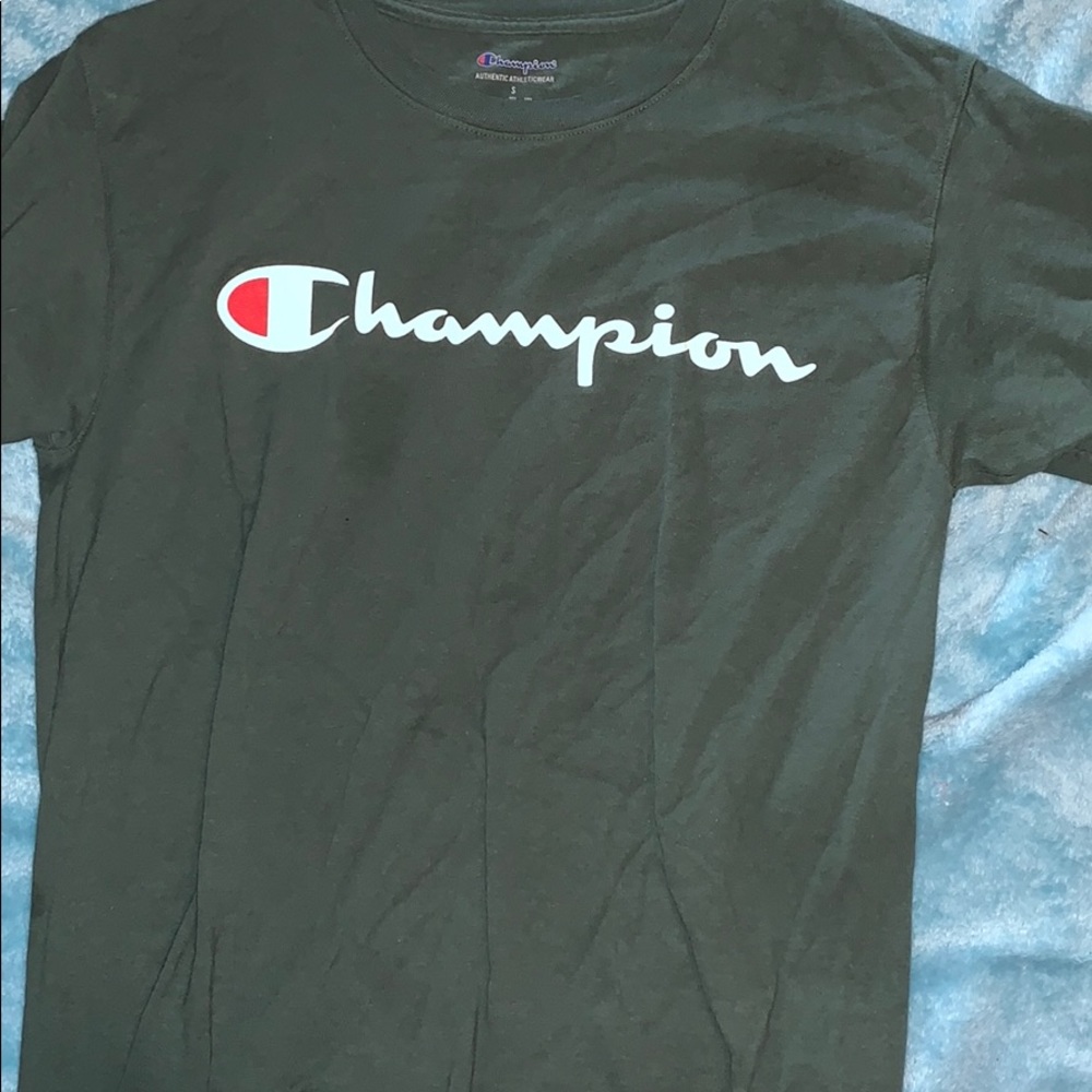 Dark green champion shirt